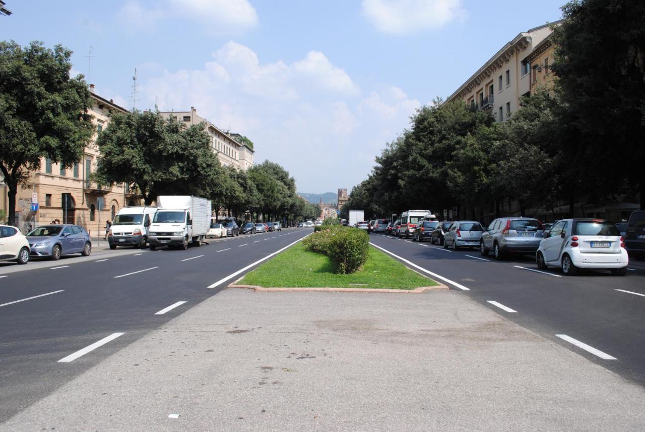Dreaming Piazza Bra Rooms Werona Zewnętrze zdjęcie